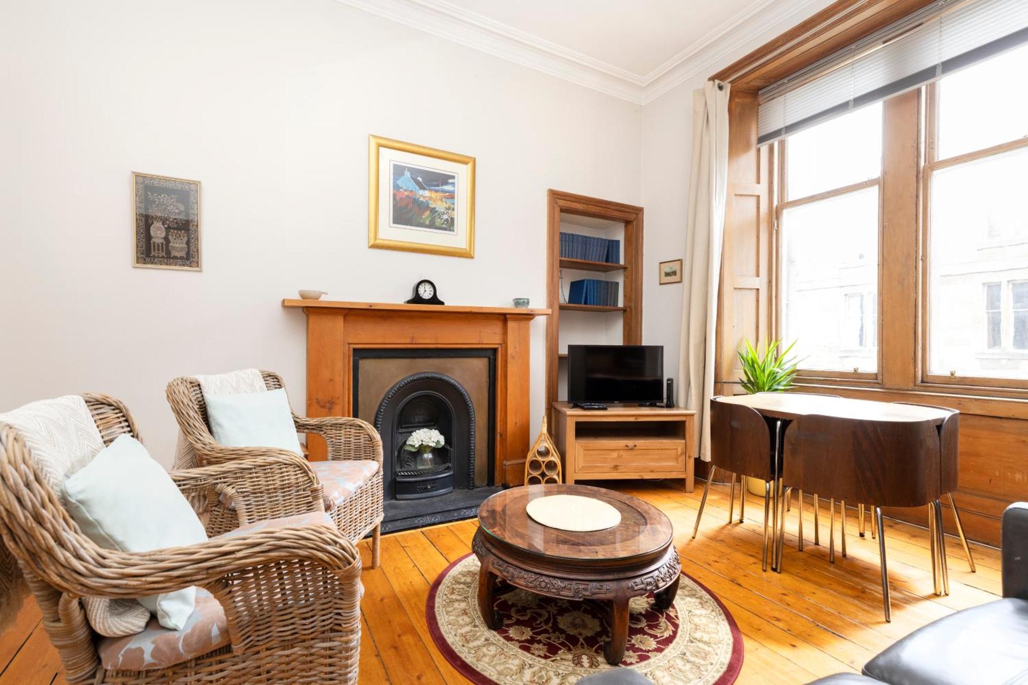 Charming 1-bedroom Getaway * Edinburgh