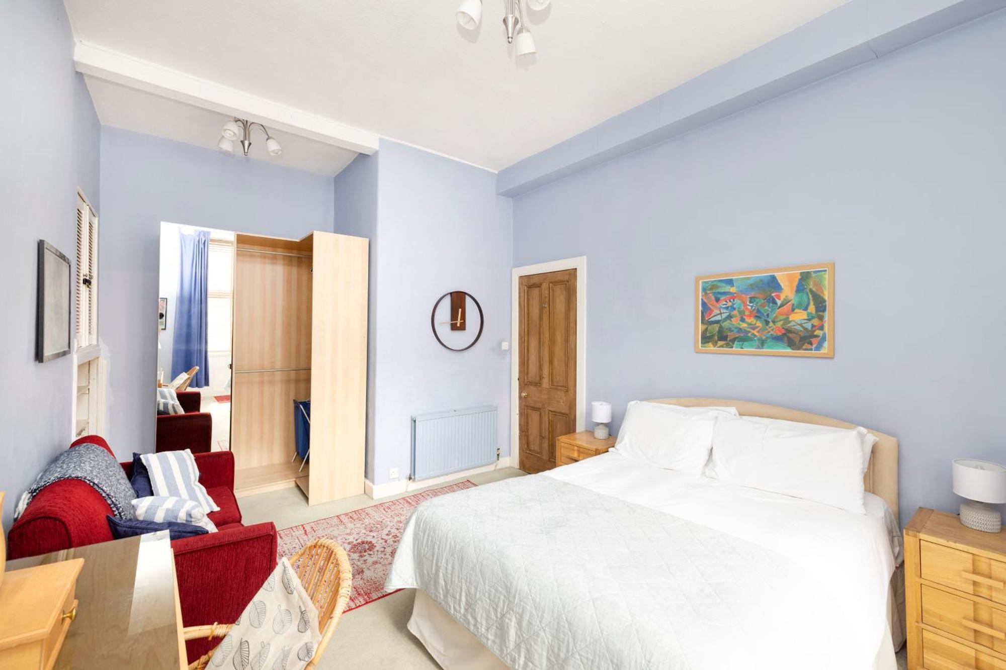 Charming 1-bedroom Getaway * Edinburgh