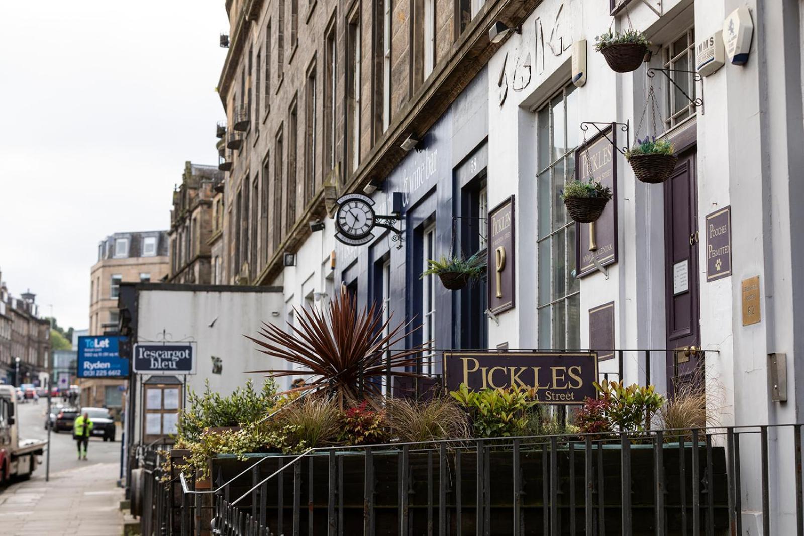 The Broughton Townhouse 3* Edinburgh