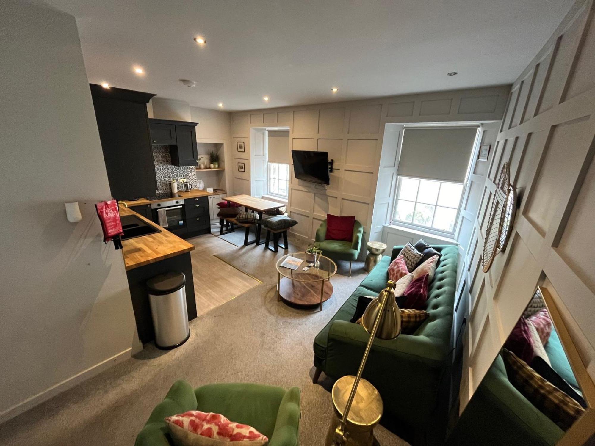 Boutique Castle View 3 Bedroom *