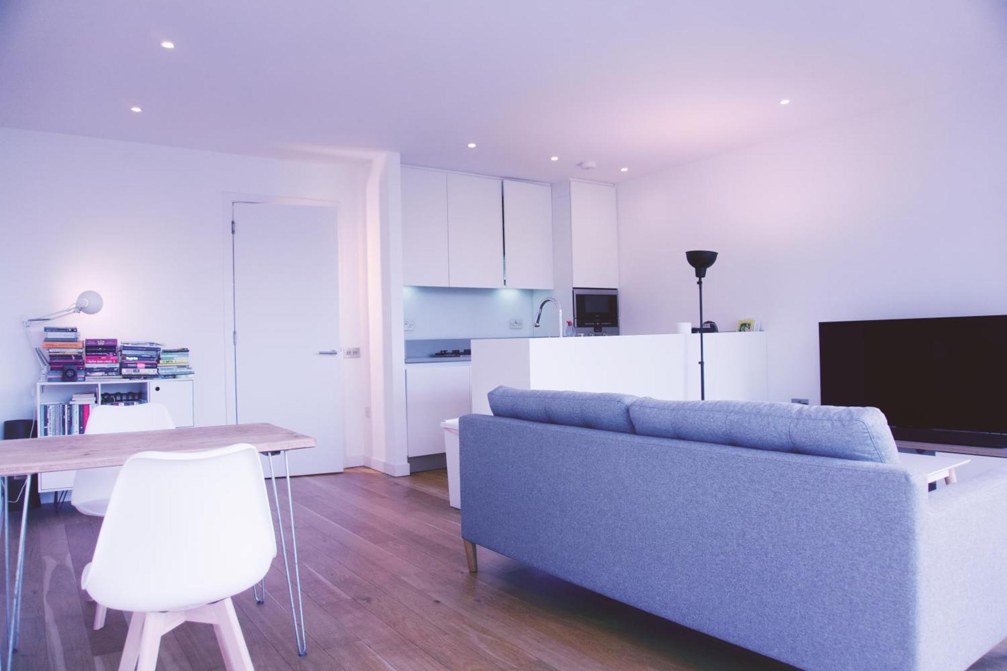 Modern Quartermile Apartment *