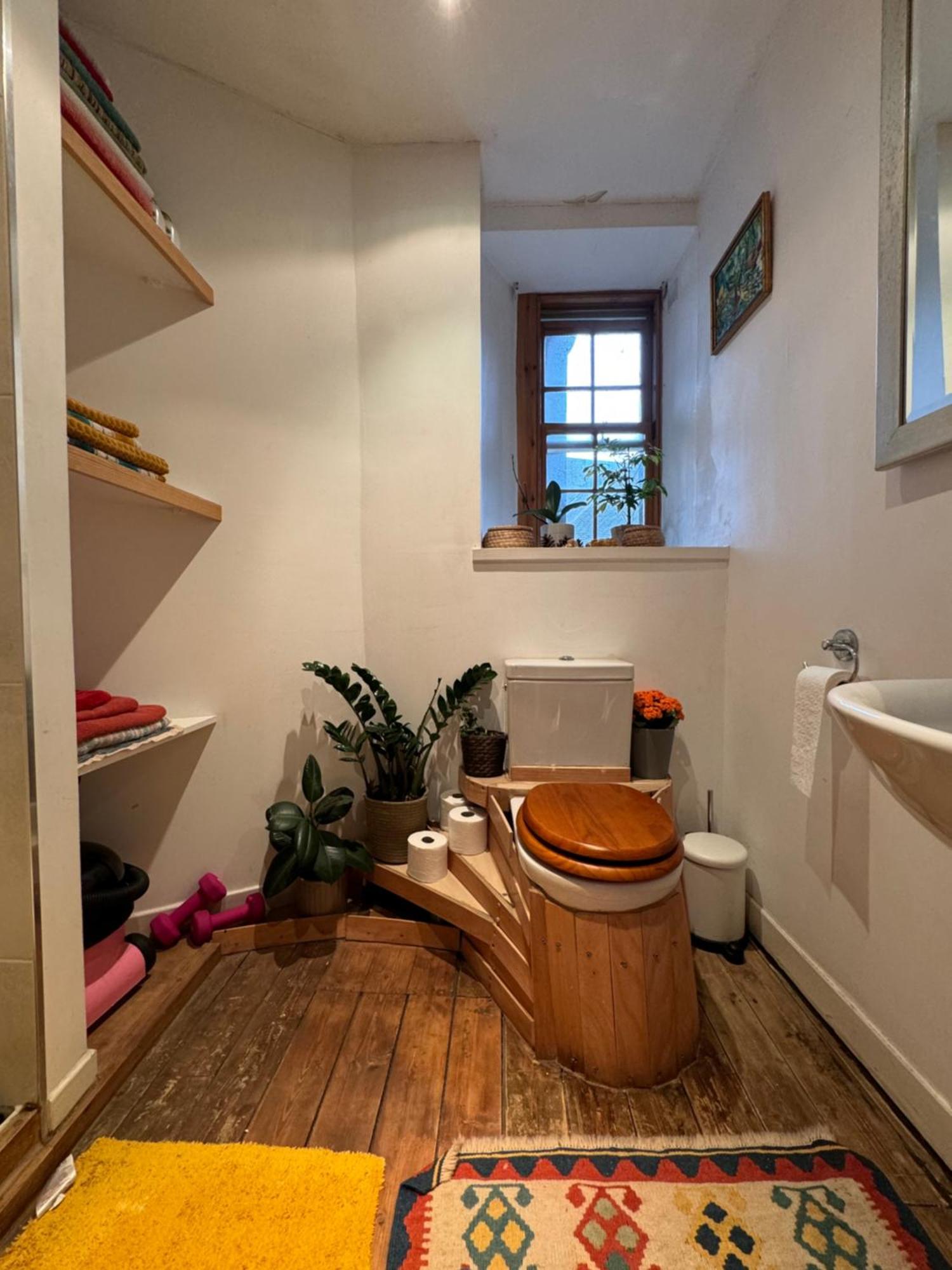 Homestay Central Deluxe Queen Edinburgh