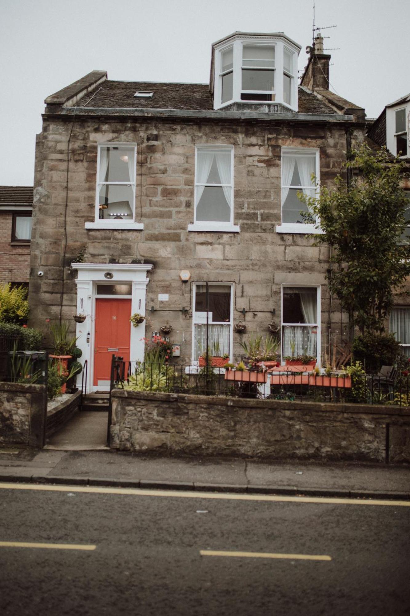 16 Pilrig 3*