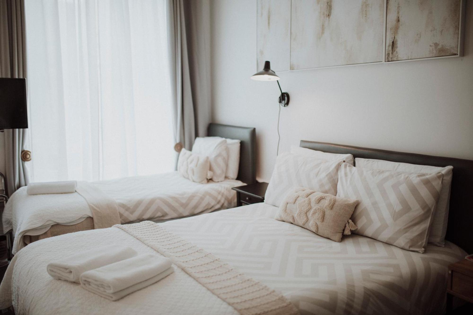 16 Pilrig Bed & Breakfast
