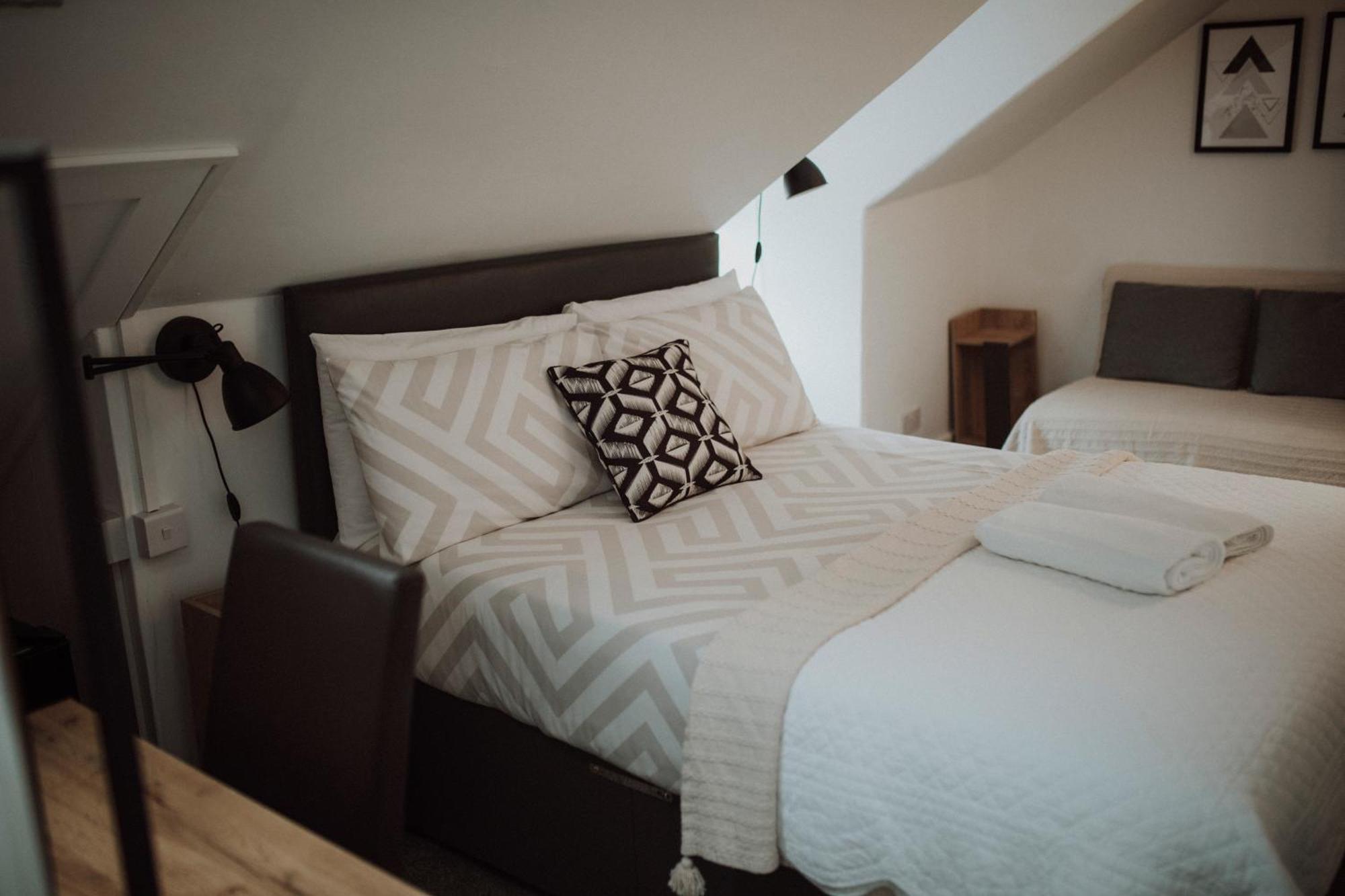 16 Pilrig Bed & Breakfast