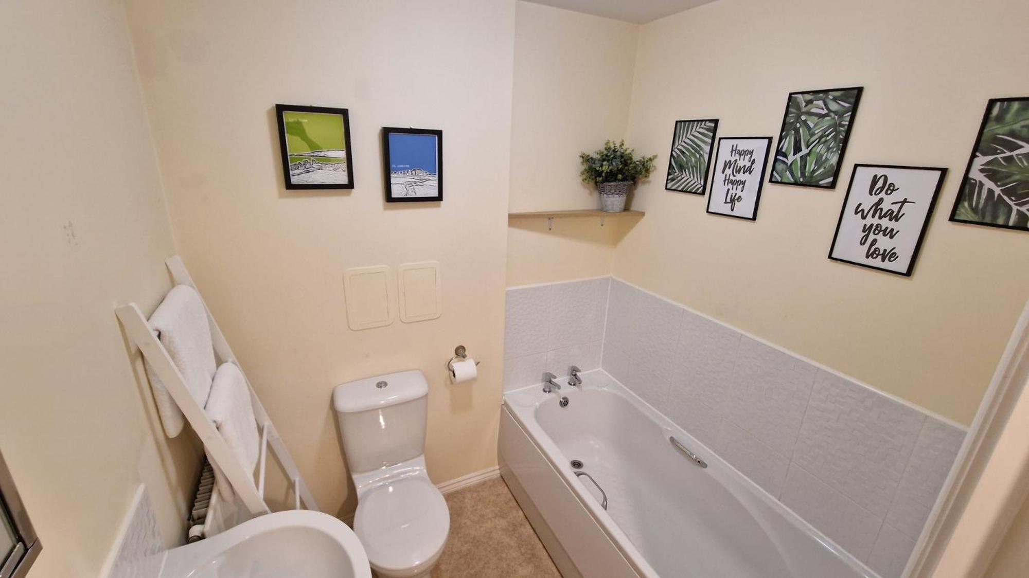 The Lochend Two Bedroom Edinburgh