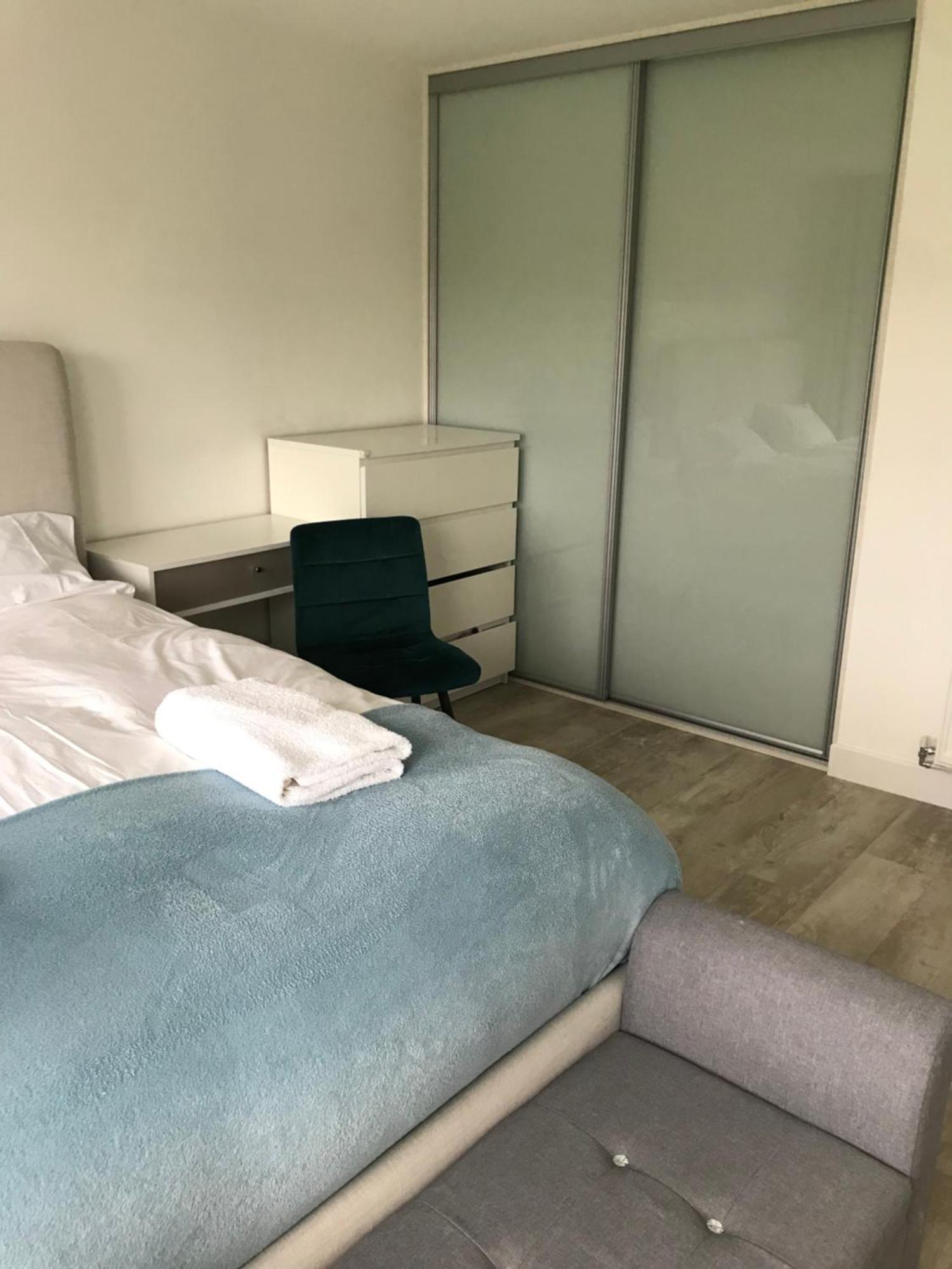 Two Bedrooms With 3 Double Beds 2 Bathrooms