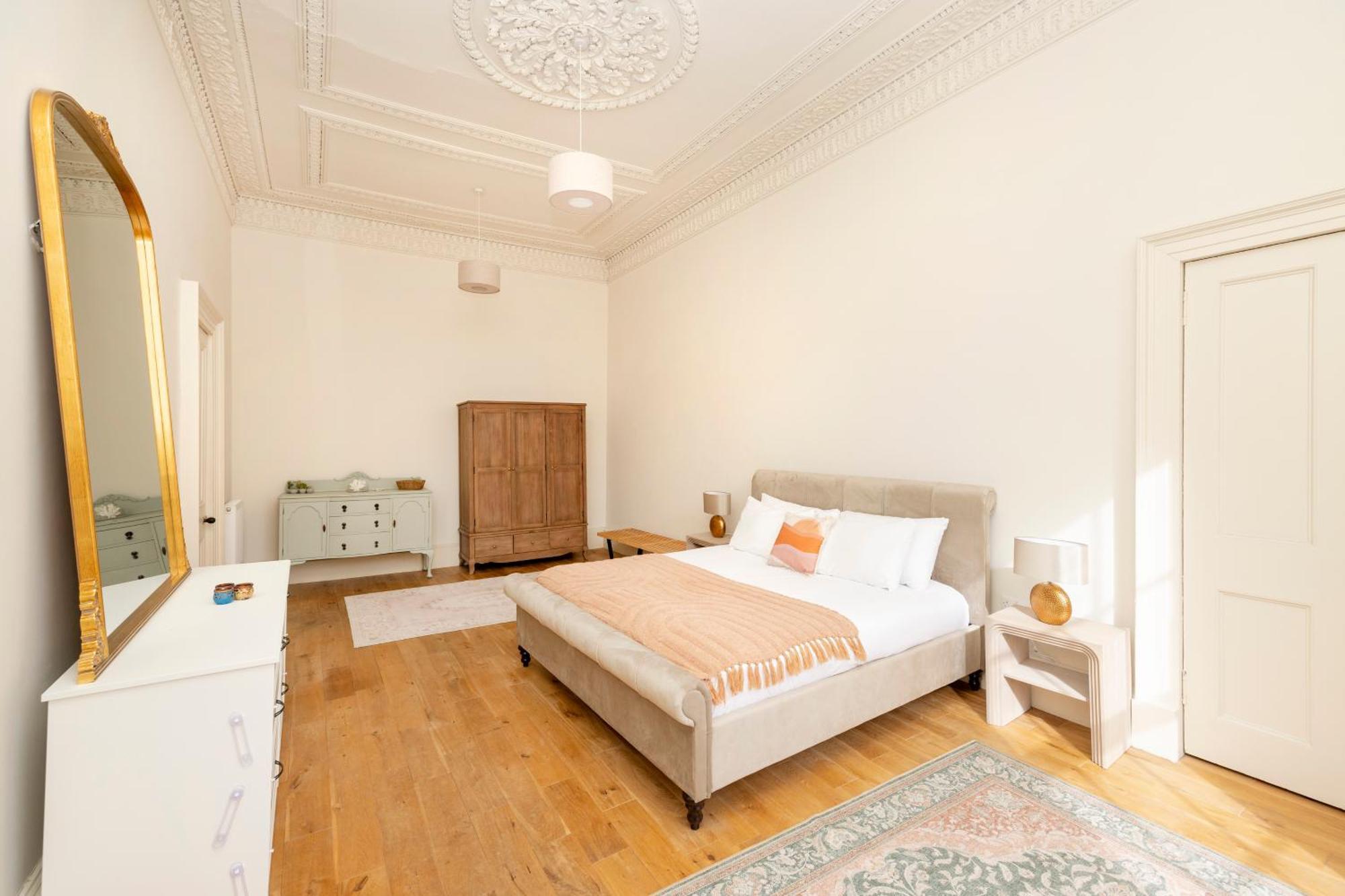 Joivy Exclusive House With Free Parking Edinburgh
