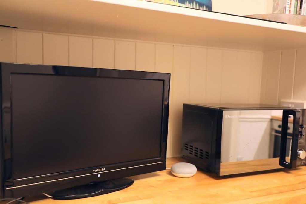 Stylish 1 Bed Flat On Royal Mile Oldtown# Apartment *