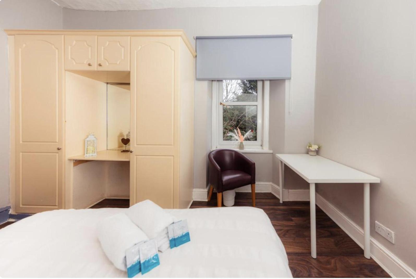Warm & Welcoming Apartment, City Center - Meadows 8 * EDI