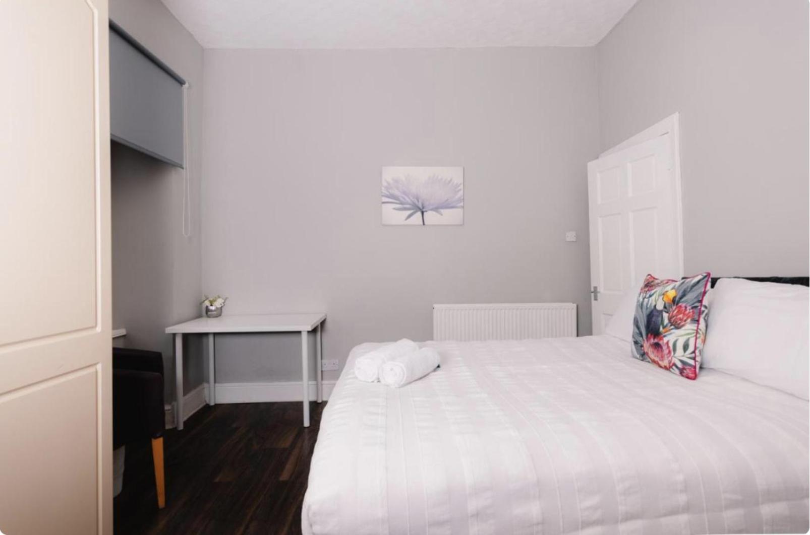 Apartment Warm & Welcoming Apartment, City Center - Meadows 8 EDI