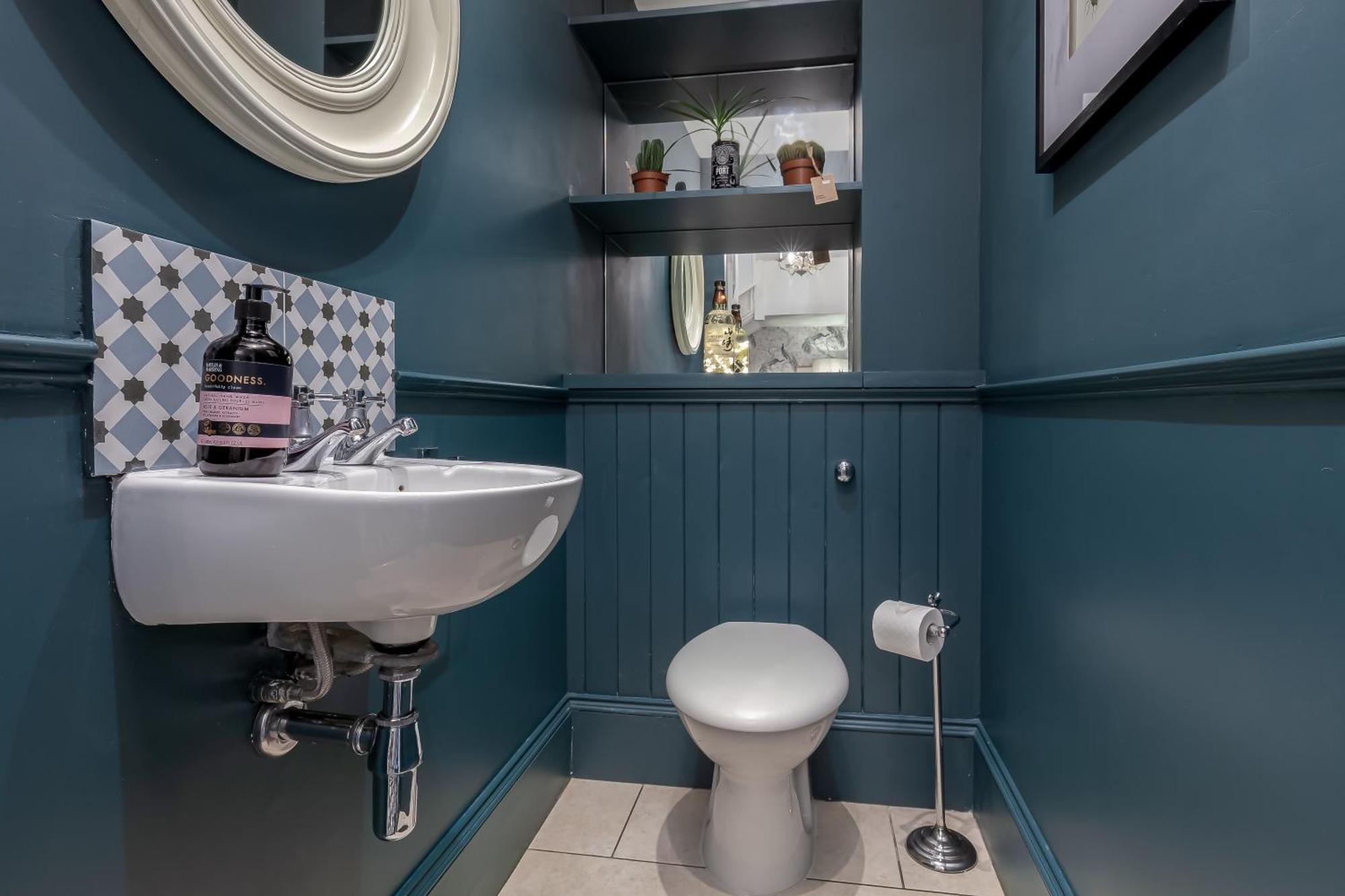 Beautiful Victorian Close To The Botanical Gardens, Free Parking! *