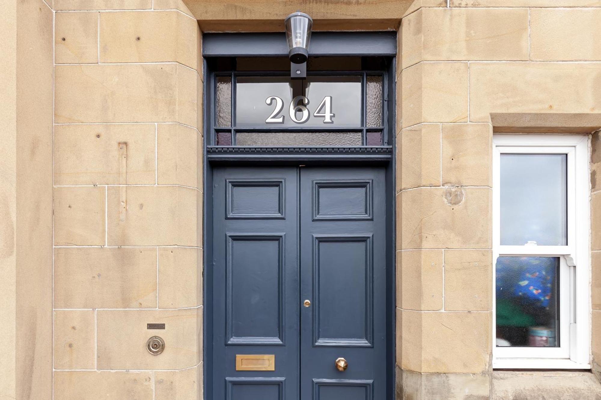 Beautiful Victorian Close To The Botanical Gardens, Free Parking! Edinburgh