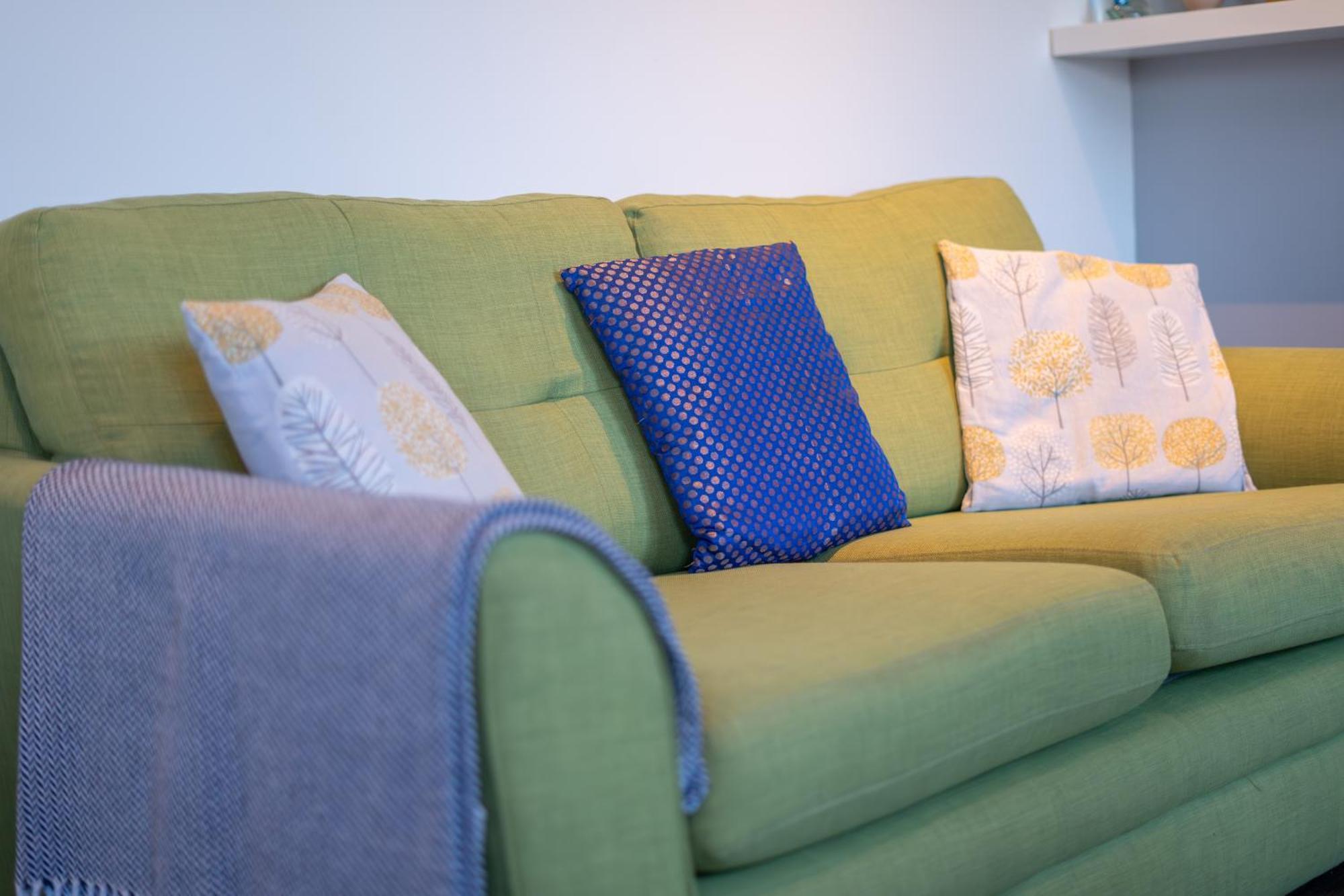 Near Airport - Free Parking Apartment Edinburgh