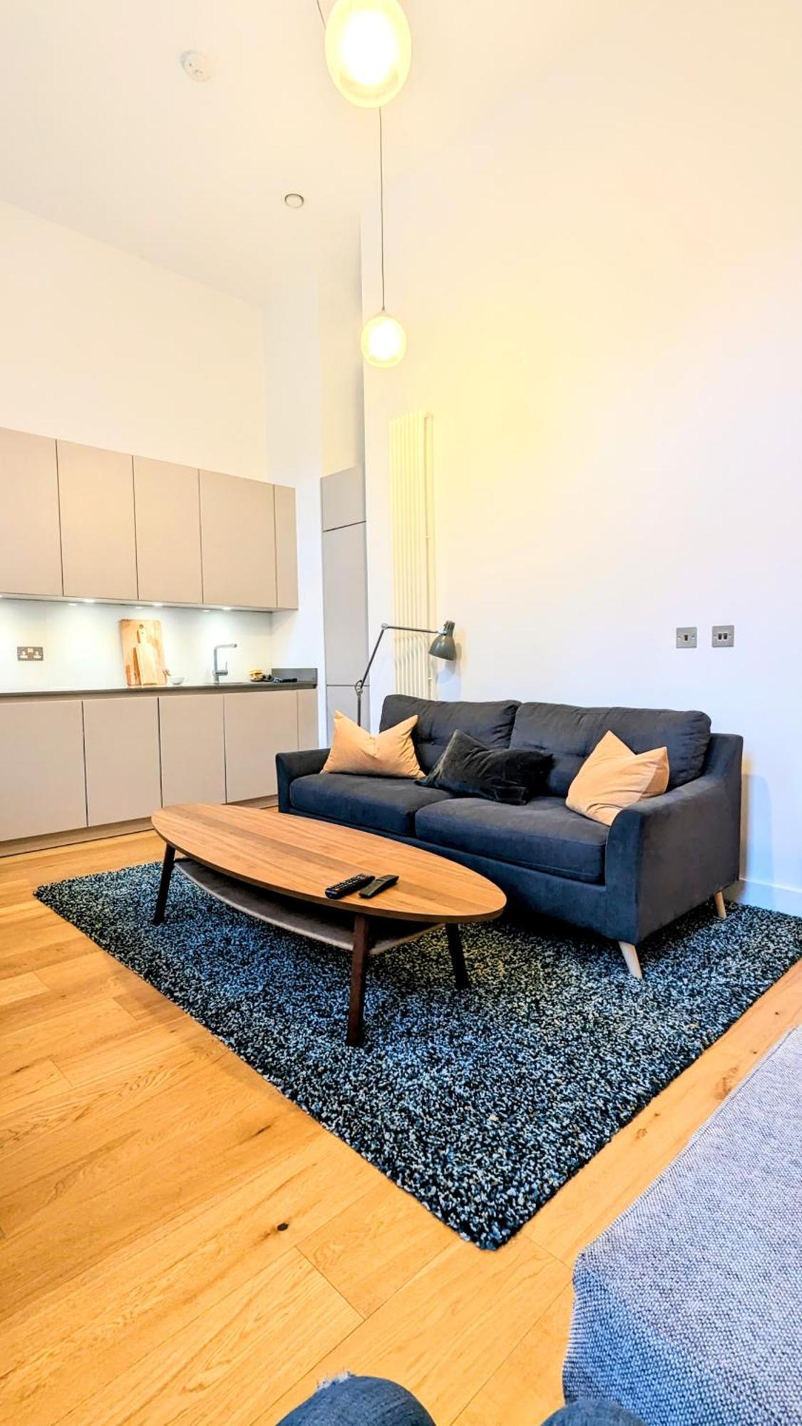 Luxury In Center Aparthotel EDI