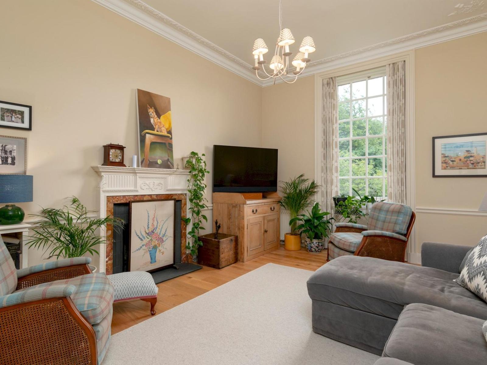 Holiday home Elegant 17th Century - Pass The Keys Edinburgh