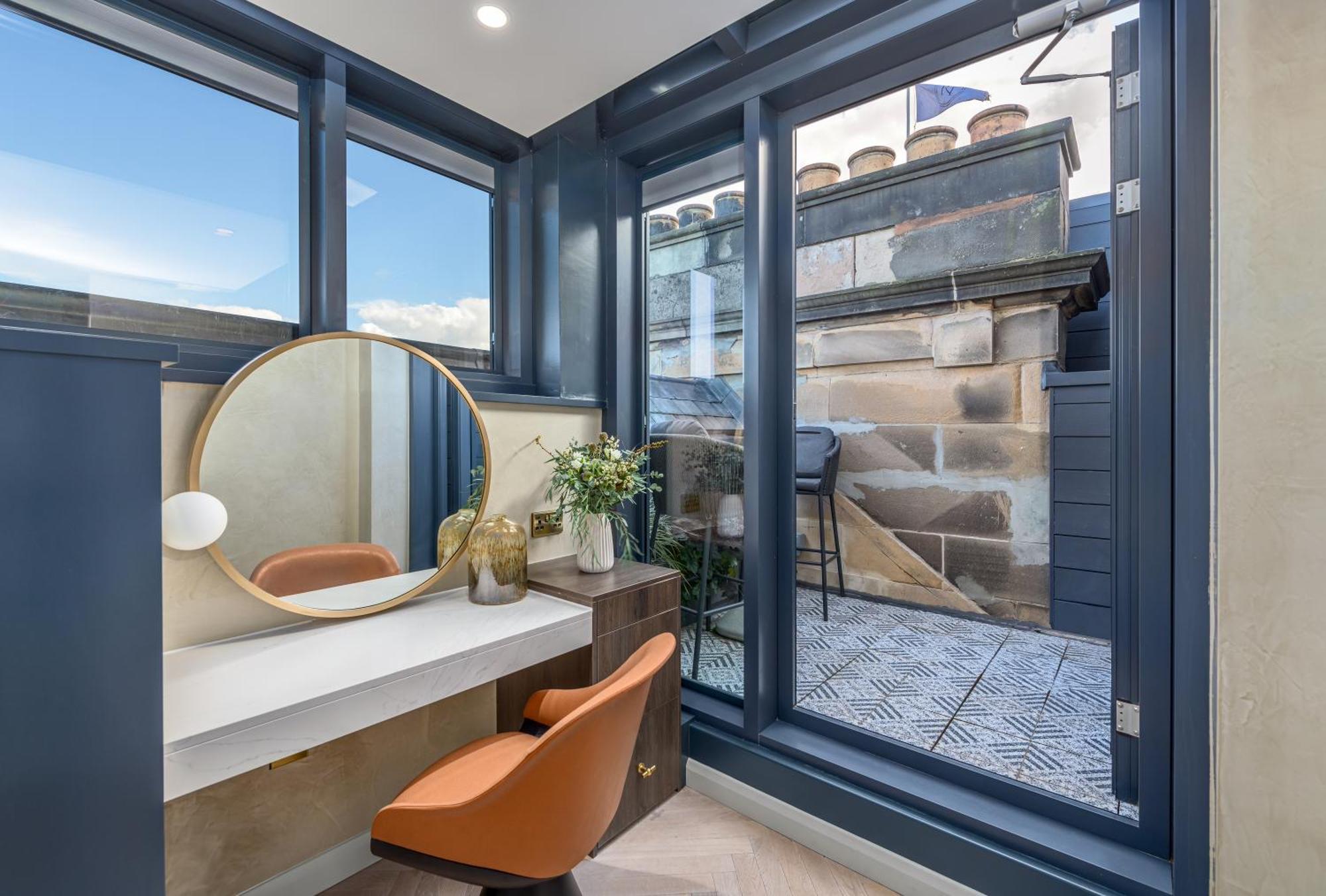 Righ Residences - George Street Aparthotel *