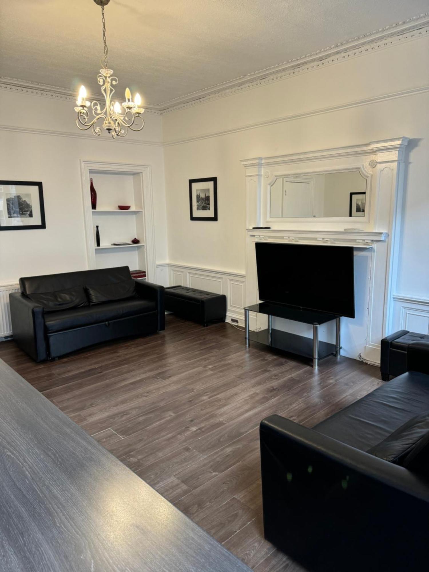Morrison Street Apartment Edinburgh