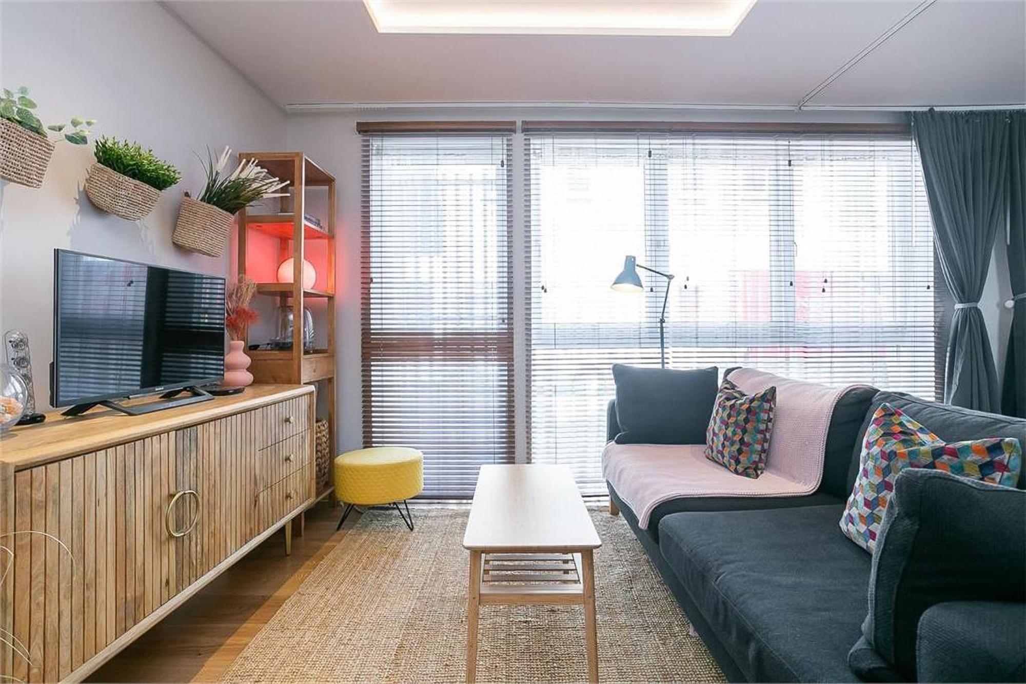 Heavenly Pad Portobello - Built In 2022 Apartment