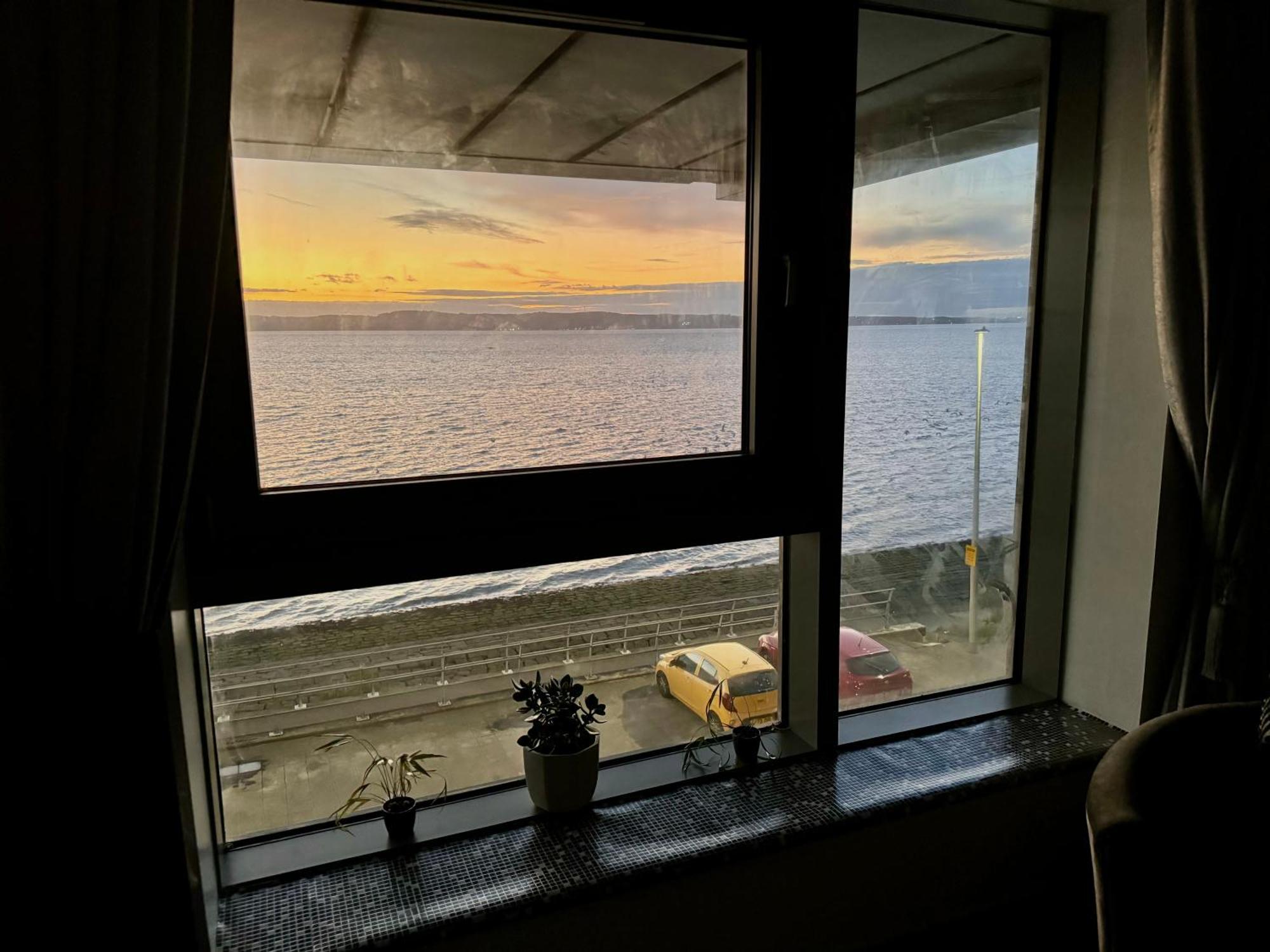 Ocean Park - Oceanfront - Free Parking And Fast Wifi *