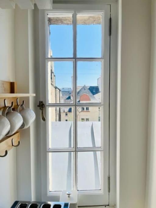 Stunning Royal Mile 2 Bedroom Edinburgh