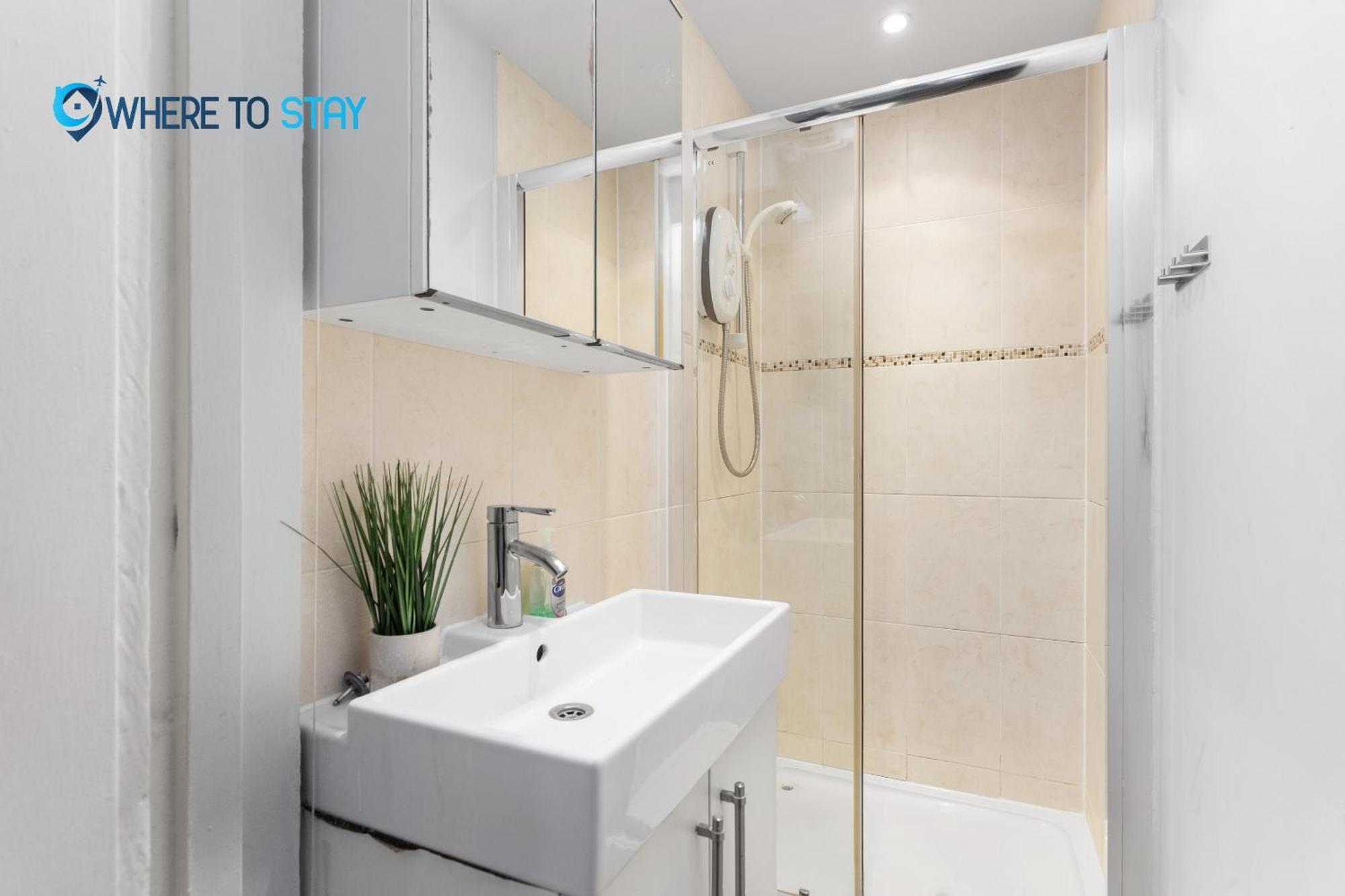 2 Bed - 7 Min Walk Train Station * EDI