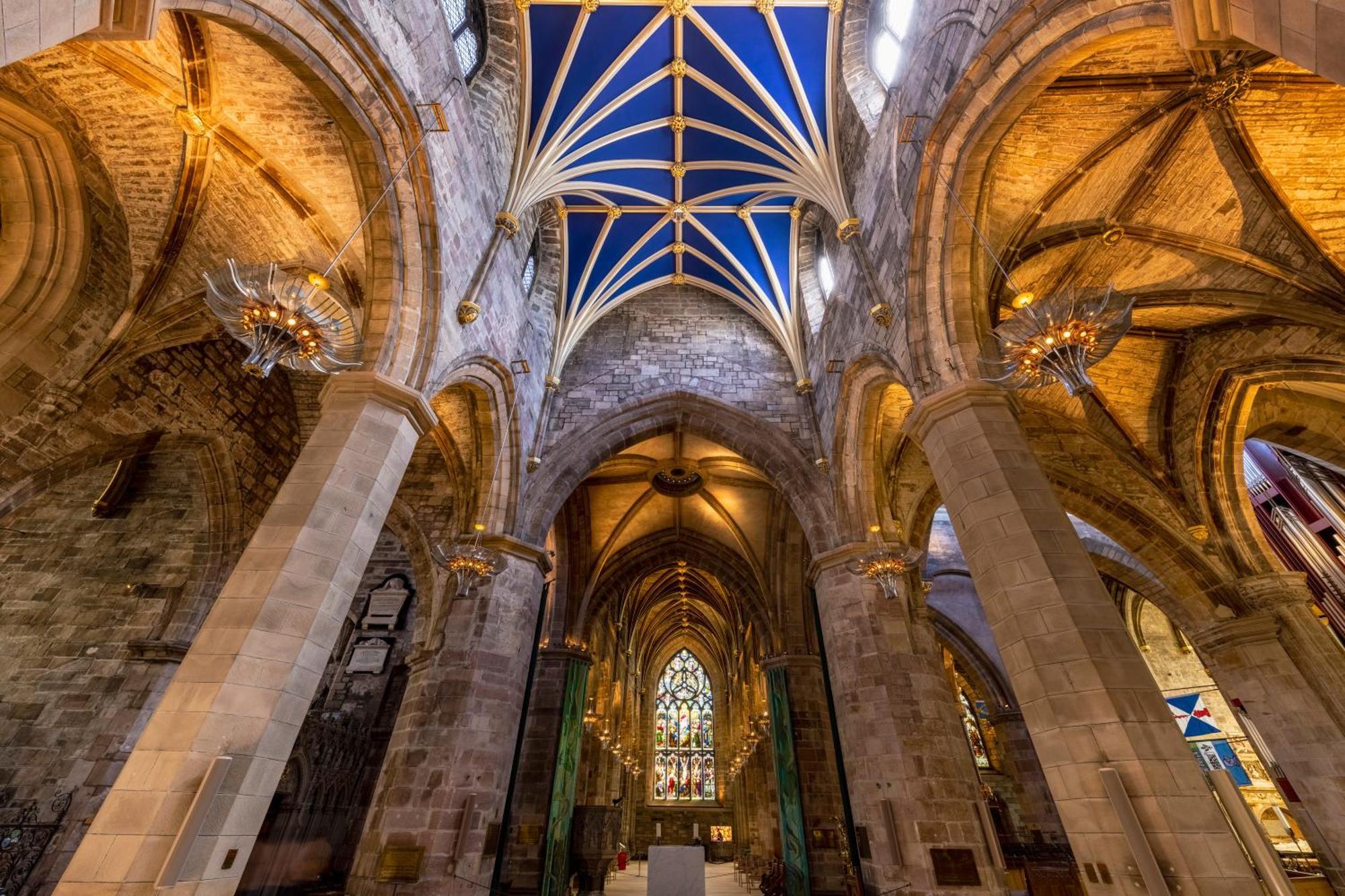 Stunning Royal Mile 2 Bedroom Apartment *