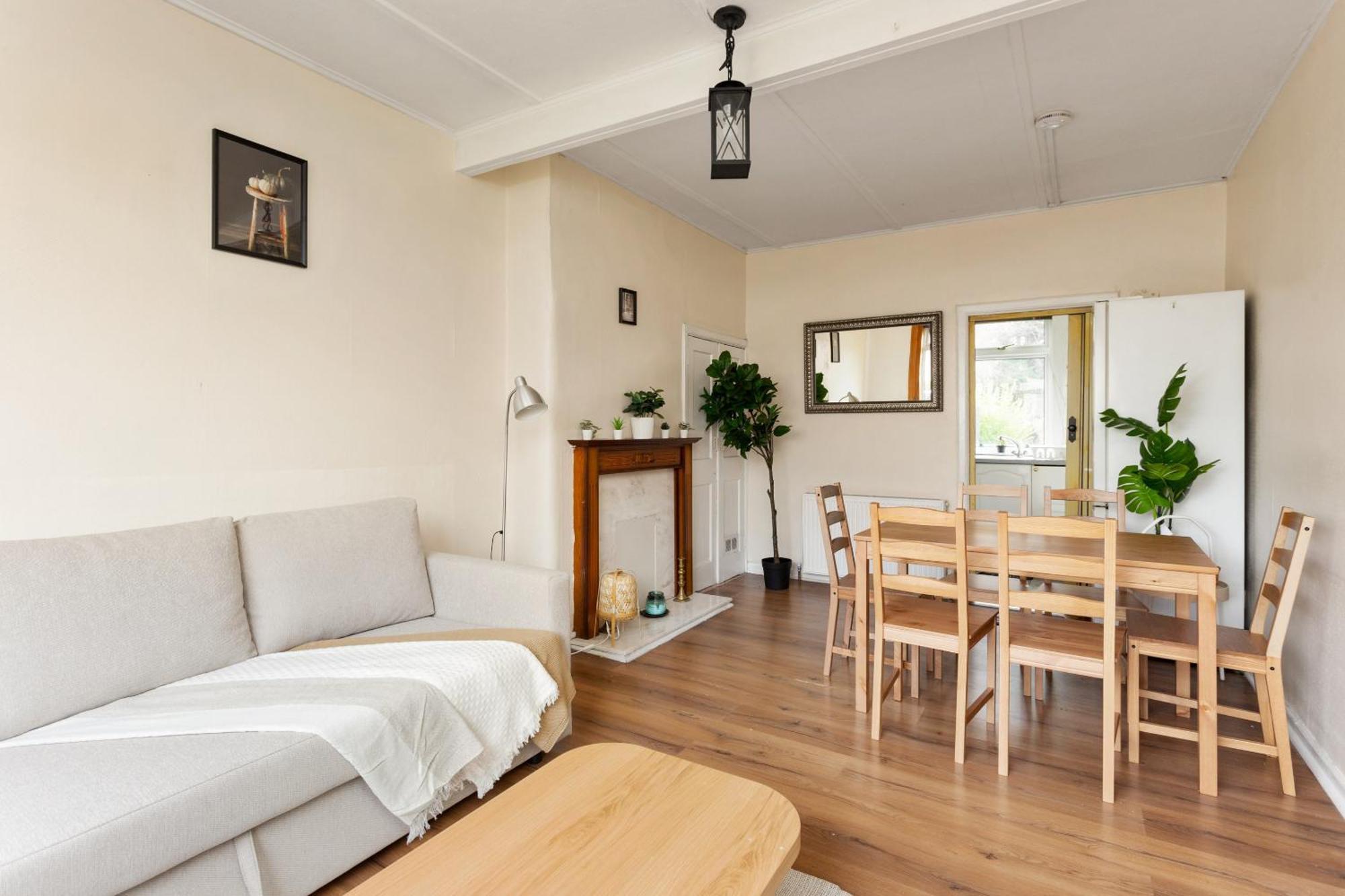 Apartment Stunning 2 Bed Free Parking Edinburgh