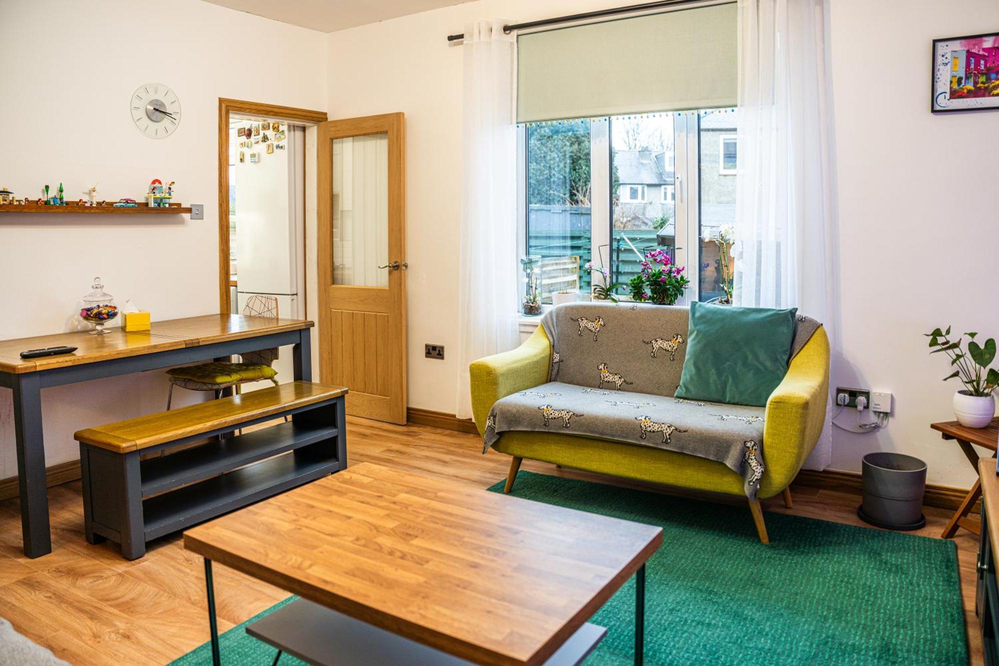 Large Bedroom, Close To Airport And Centre Homestay Edinburgh