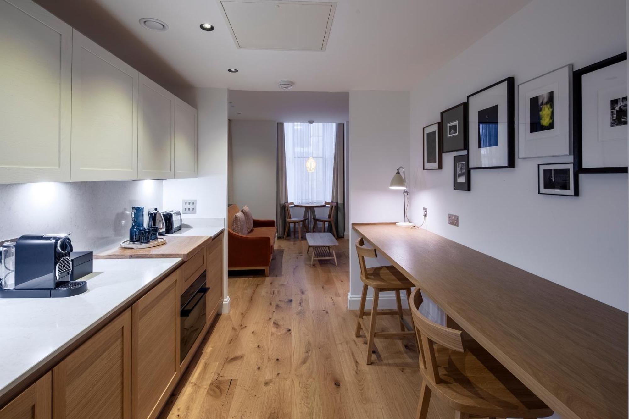 Aparthotel Cheval Old Town Chambers 5*