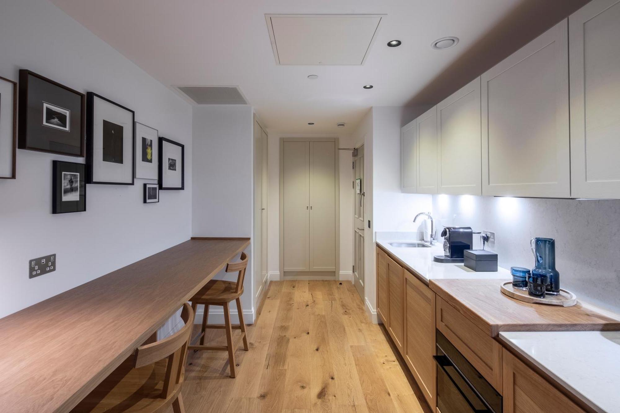 Cheval Old Town Chambers 5*