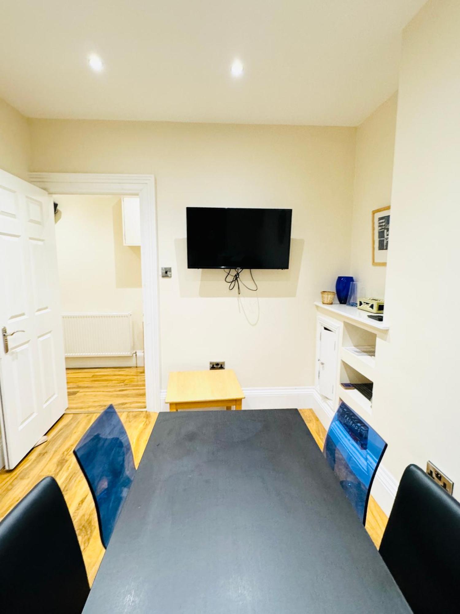 3 Bedroom With Castle Views