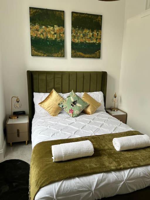 Cosy Apartment, Free Street Parking