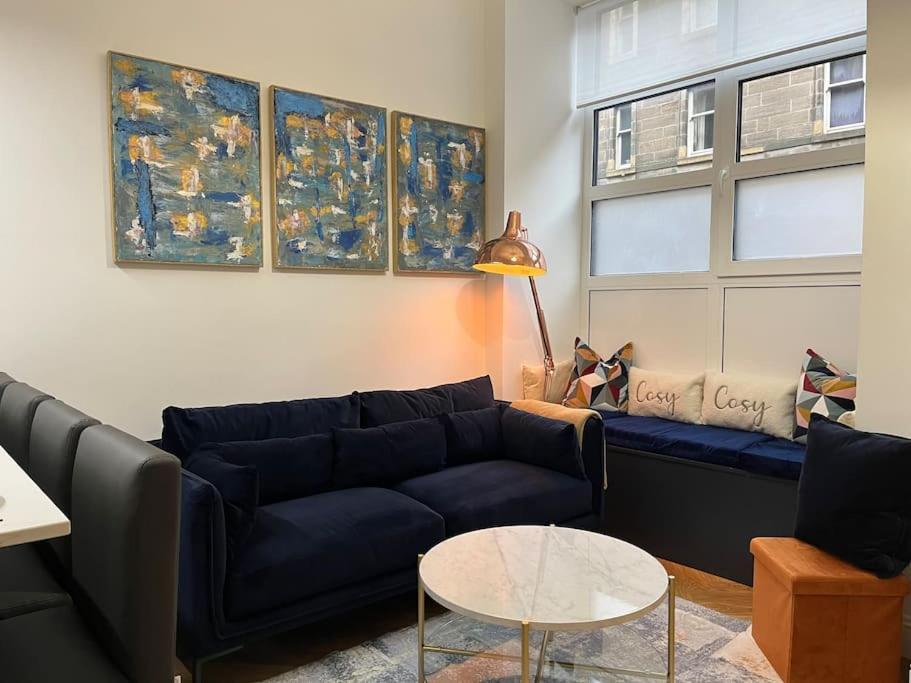 Cosy Apartment, Free Street Parking Edinburgh