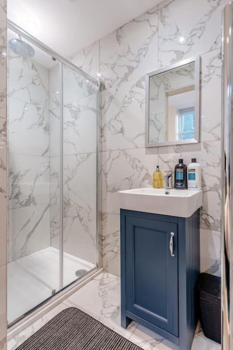Apartment Leith Luxe Retreat! Edinburgh