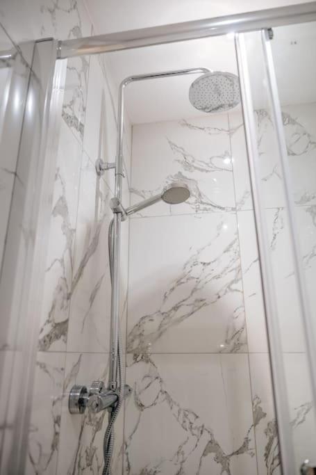 Leith Luxe Retreat! Apartment *