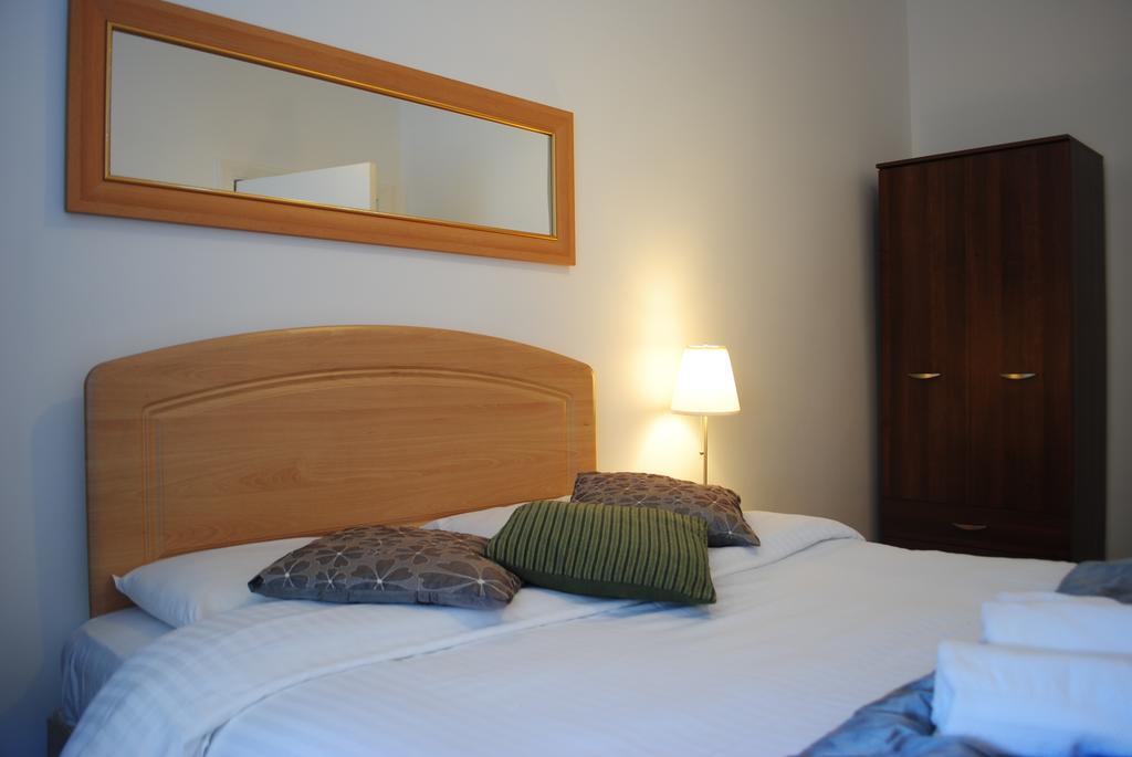 Apartment Capital -50 Broughton Road