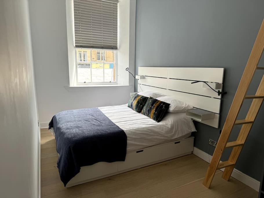 Apartment Modern Centre In Edinburgh