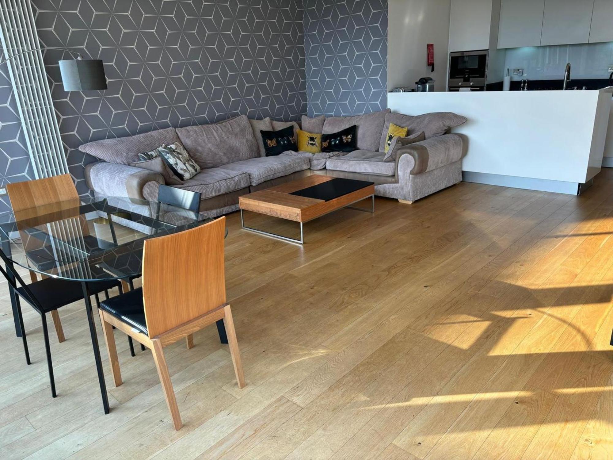Stunning Park View Quartermile Close Proximity To Castle Edinburgh