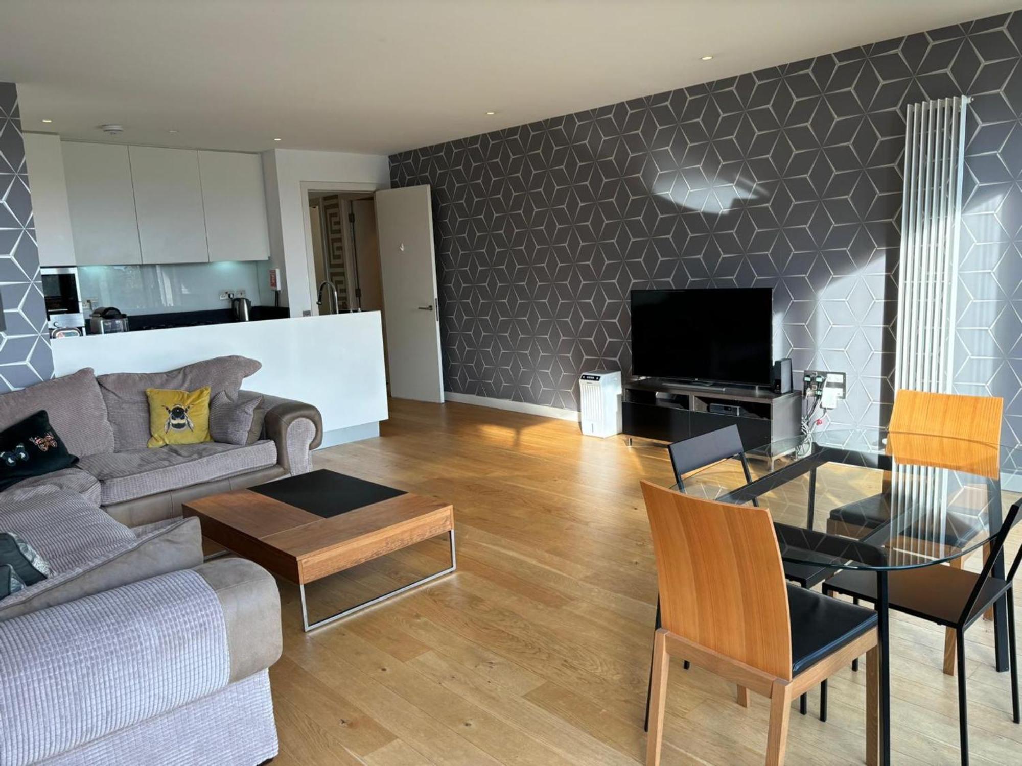 Stunning Park View Quartermile Close Proximity To Castle
