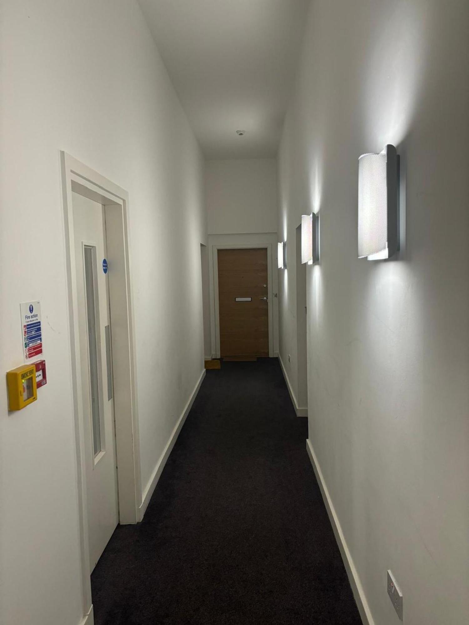 Very Centrally Located Chic One Bed Quartermile