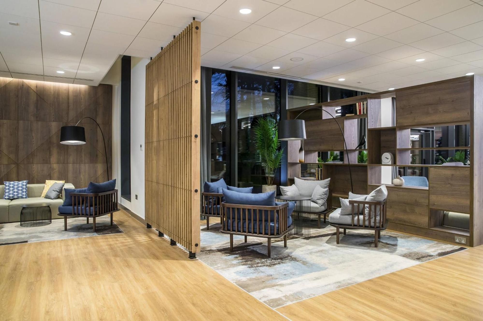 Courtyard By Marriott West Hotel Edinburgh