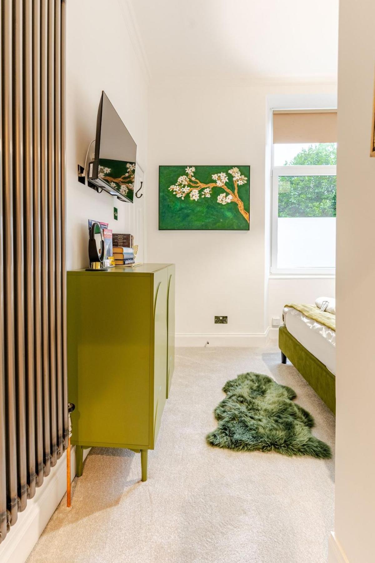 Cosy Apartment, Free Street Parking * Edinburgh