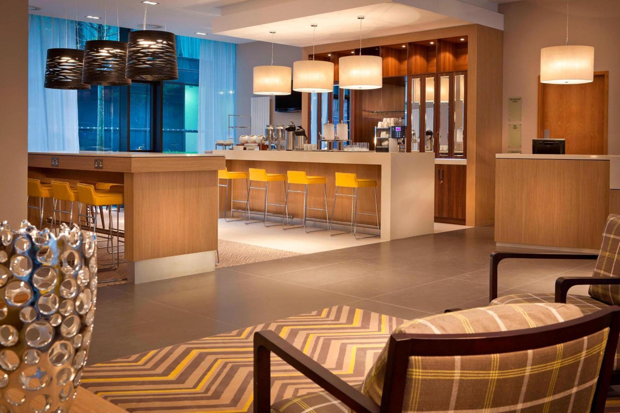 Hotel By Marriott Edinburgh