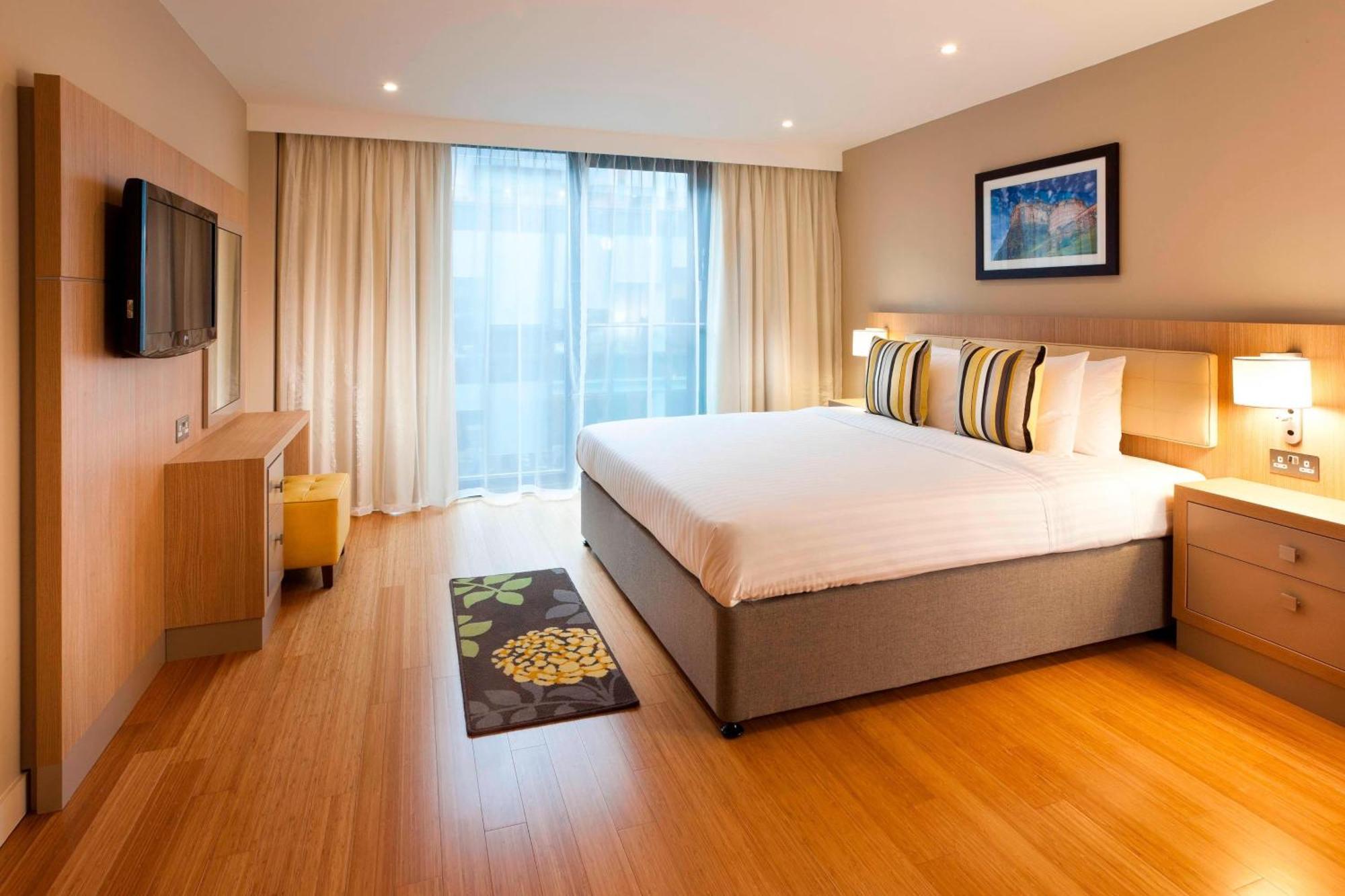 By Marriott Hotel 4*