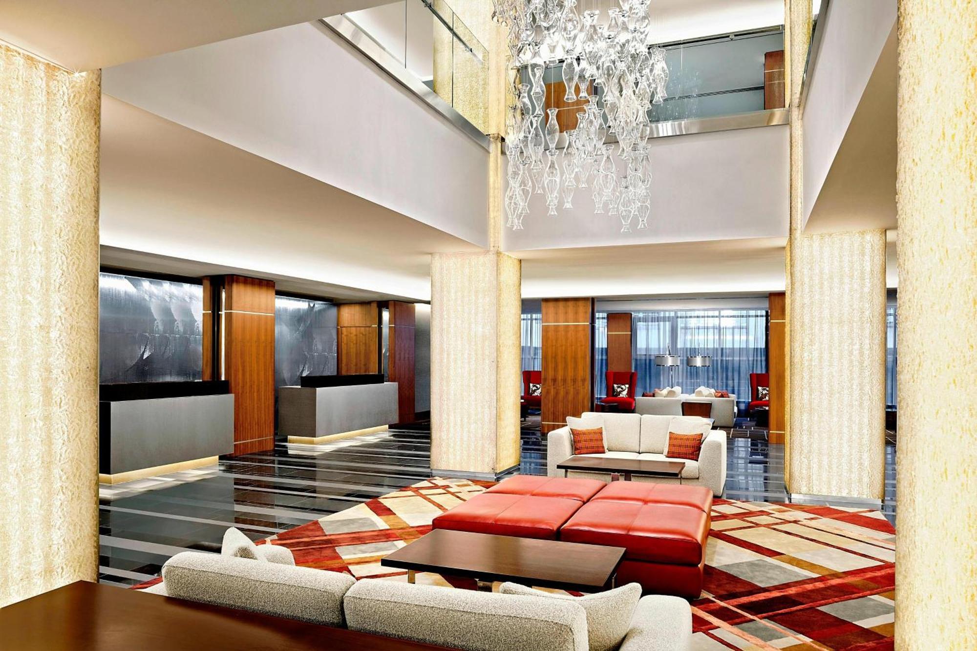 Hotel Sheraton Grand & 5*