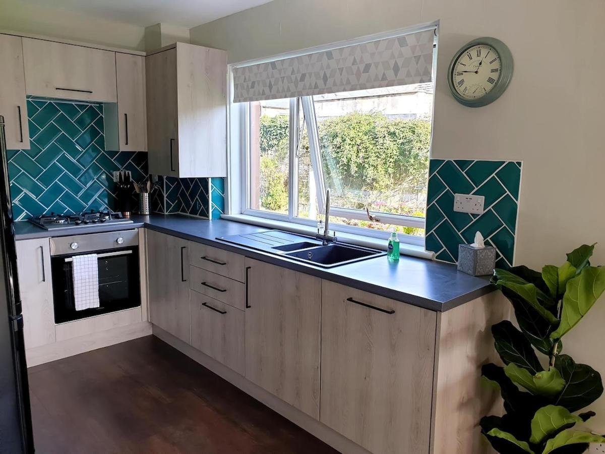 Modern Flat Near Murrayfield Stadium, Sleeps 4 Apartment Edinburgh