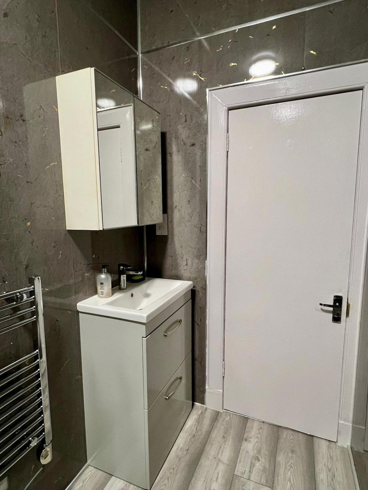 Old Town Royal Mile 2 Bedrooms EDI