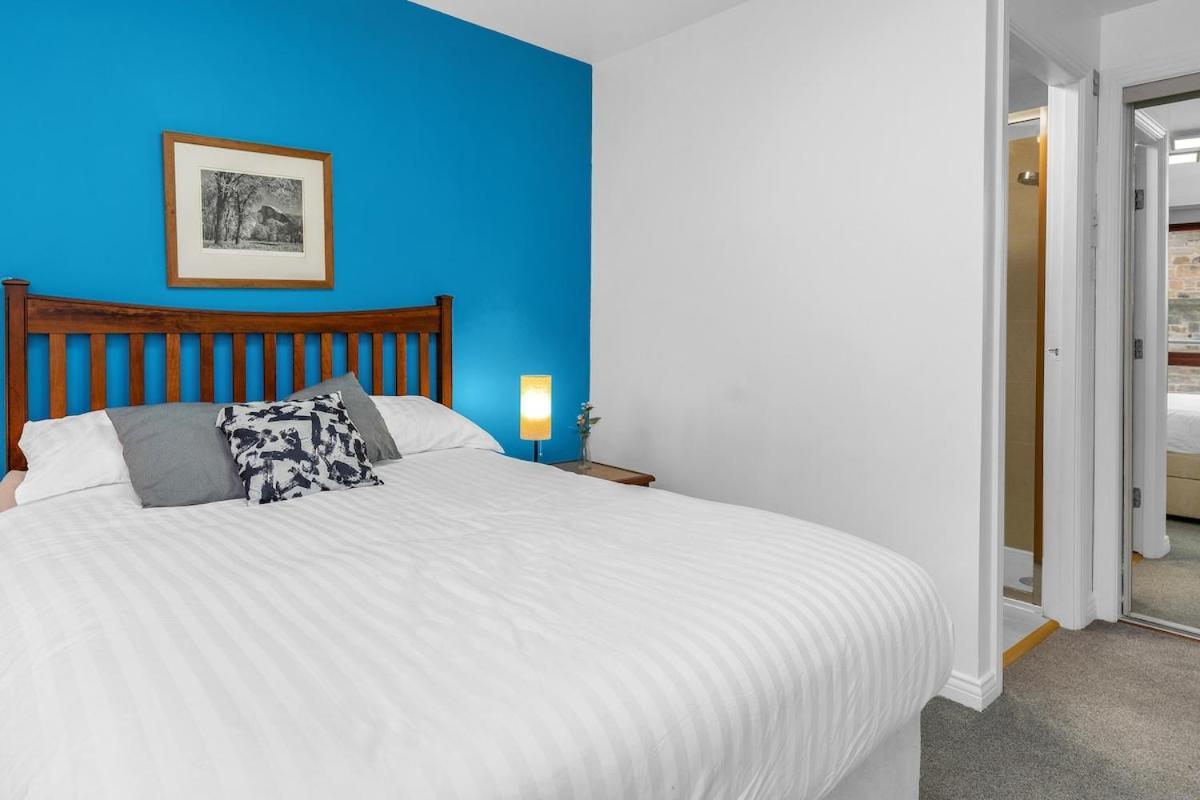 Modern 2 Bedroom In Centre