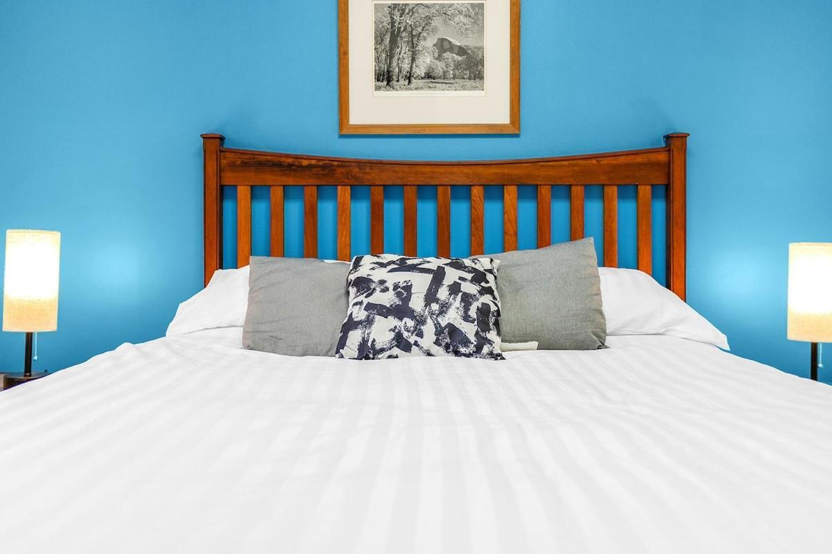 Modern 2 Bedroom In Centre *